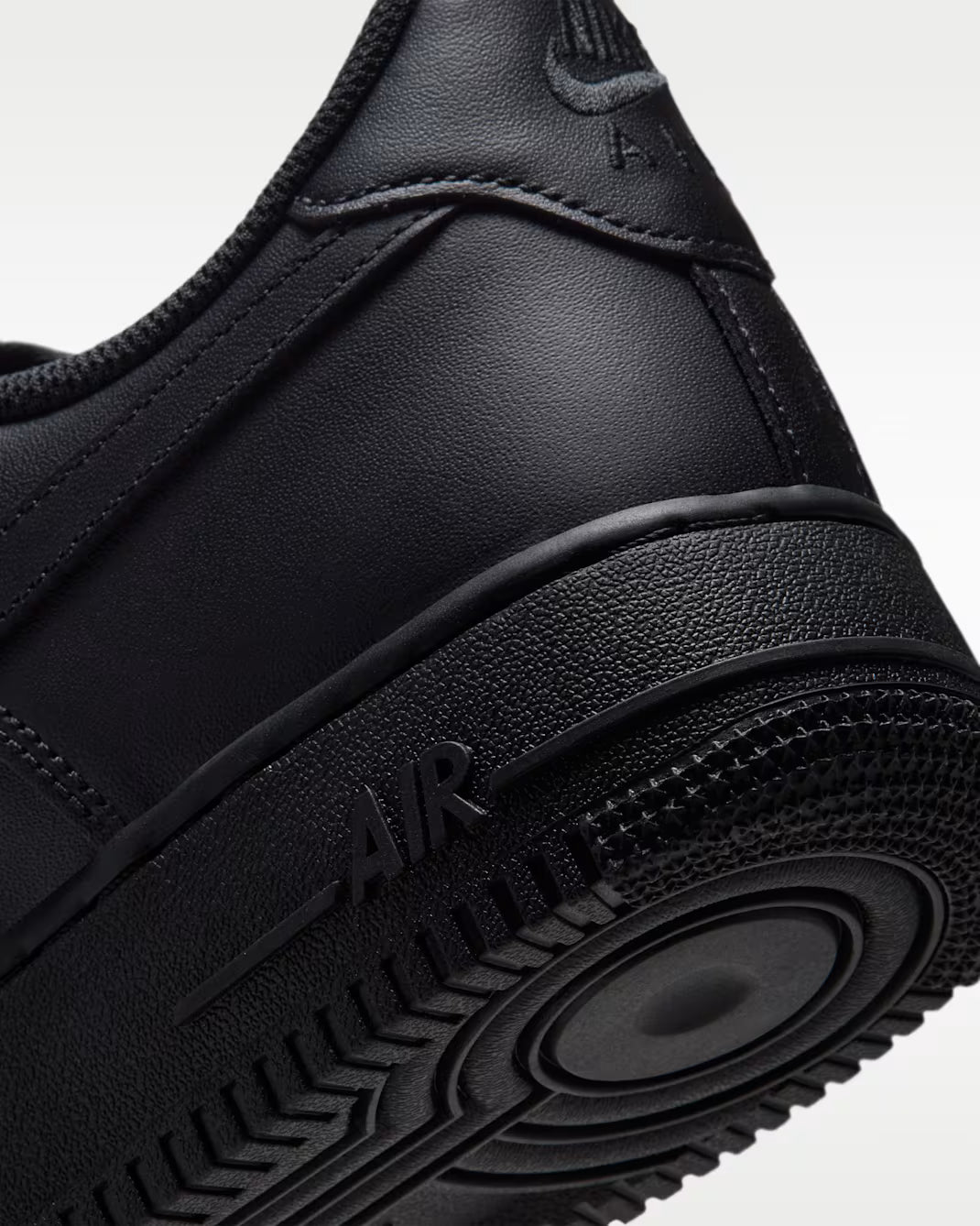 Nike Air Force 1 Black