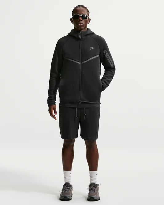 Nike Tech Fleece jacket – Black