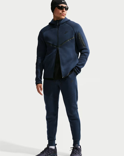 Nike Tech Fleece Joggers – Navy Blue