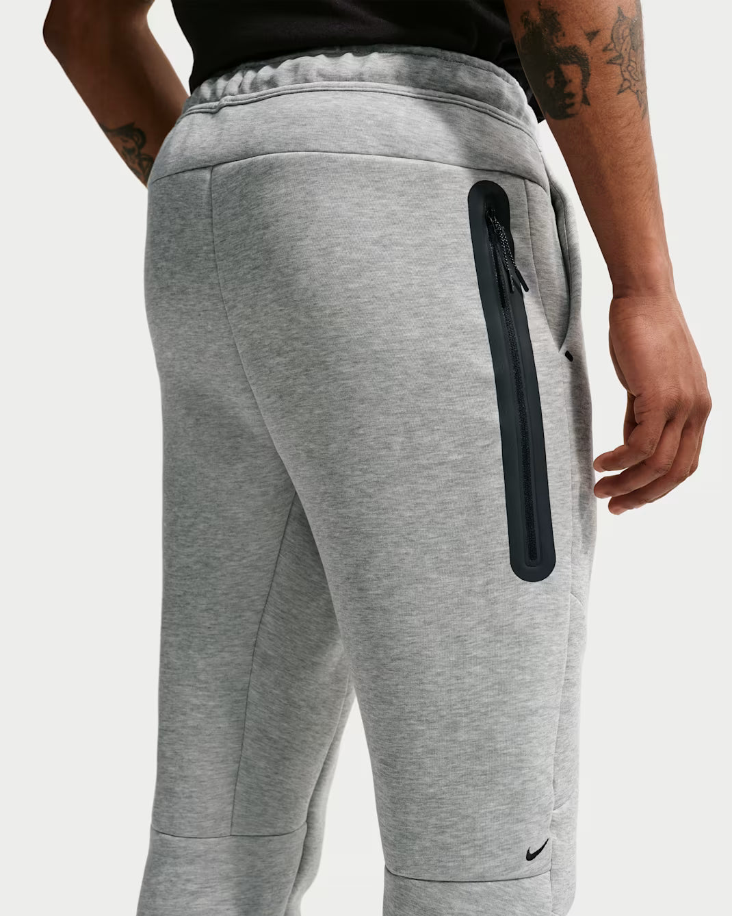Nike Tech Fleece Joggers – Dark Grey