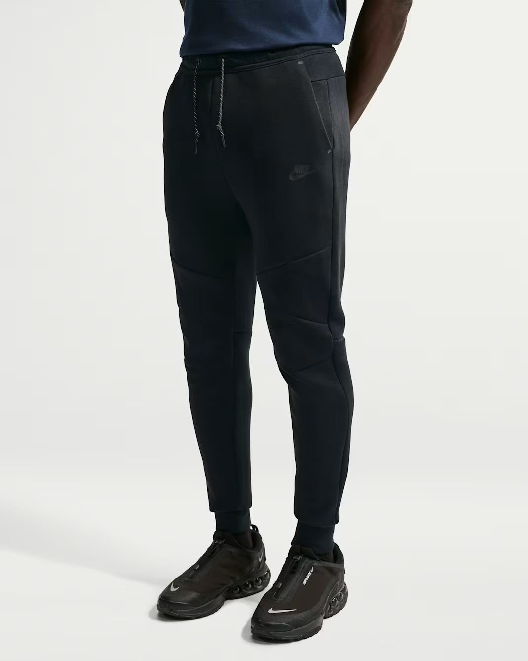 Nike Tech Fleece Joggers – Black