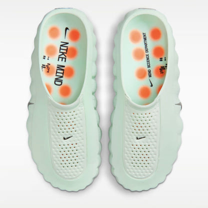 Nike Mind 001 « Barely Green »